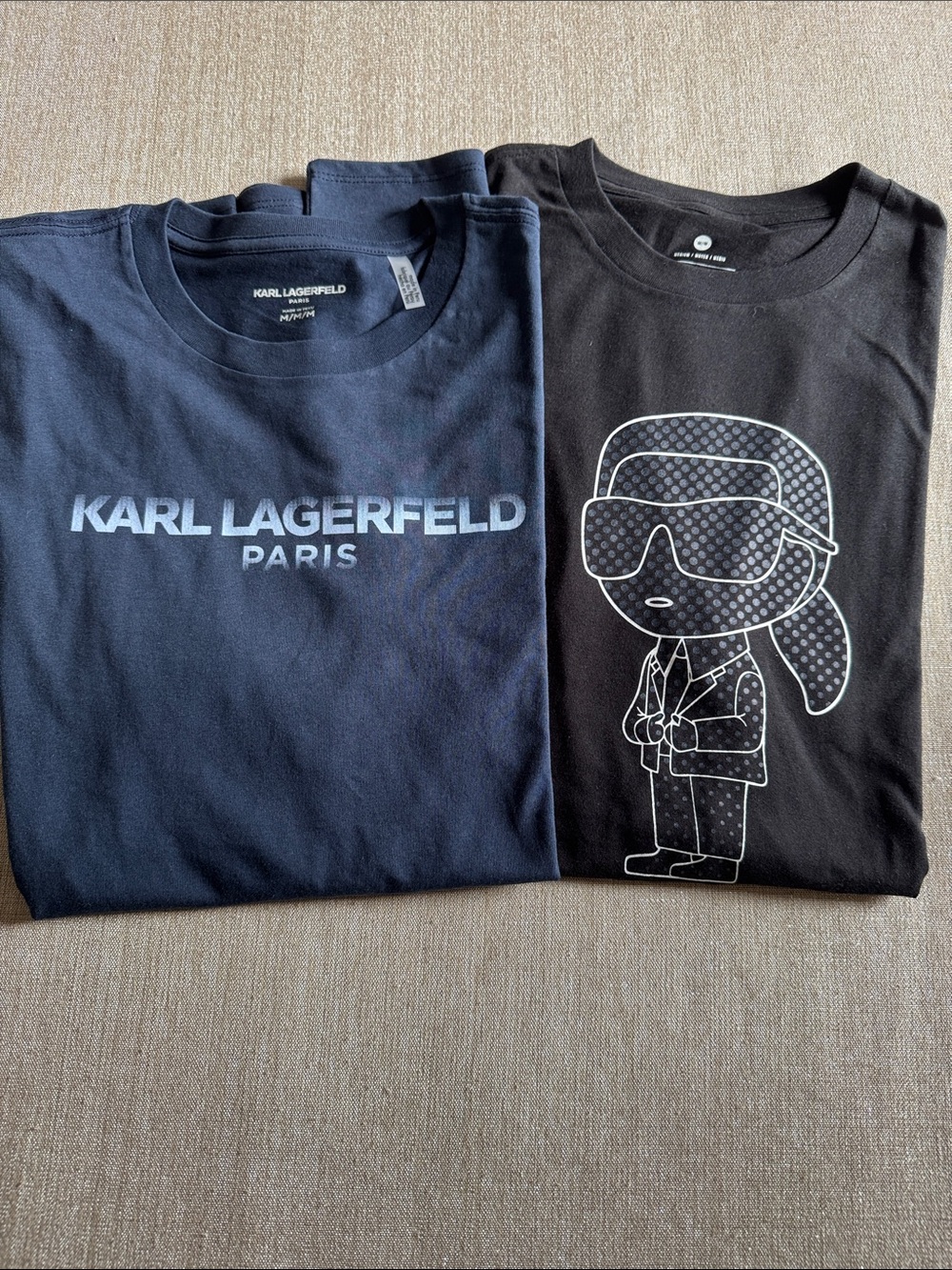Karl Lagerfeld - NWT / Men’s M / Black & Navy Graphic Logo Tees  (2 pack)
